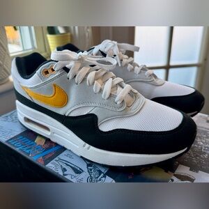 Nike Air Max 1 Men’s 8